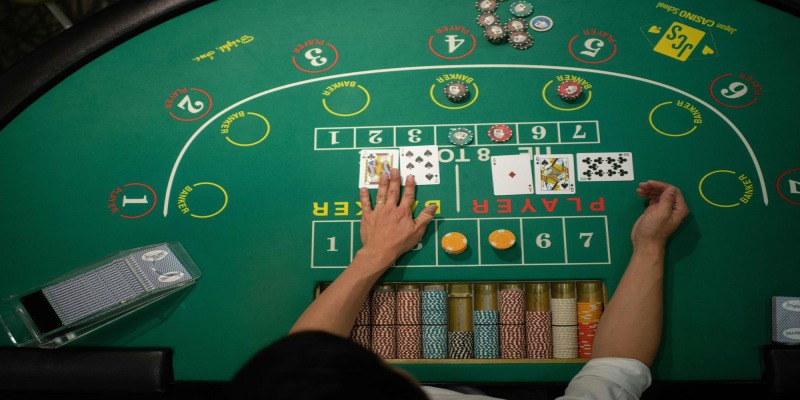 Baccarat Kubet và quy tắc rút là bài thứ ba cụ thể cho mỗi cửa